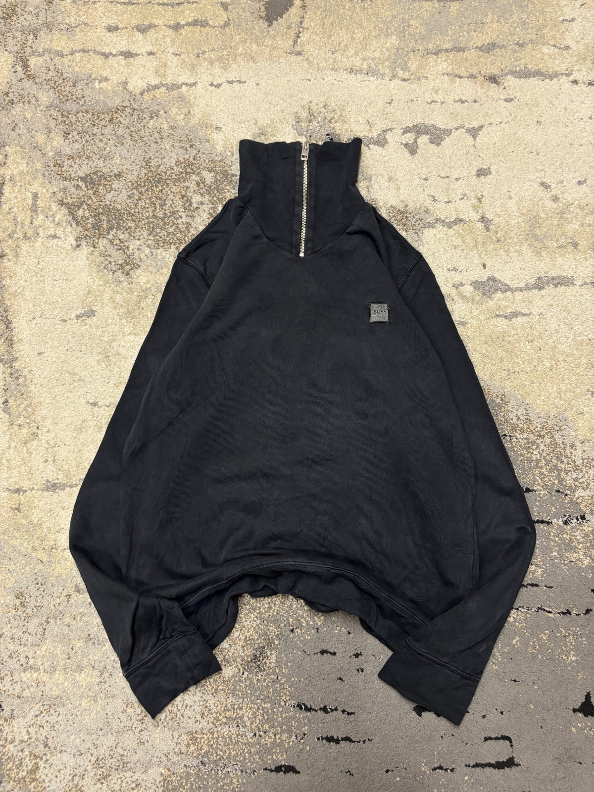 Bluza Hugo Boss half zipp, męskie w bardzo dobrym stanie rozmiar L, widok z przodu