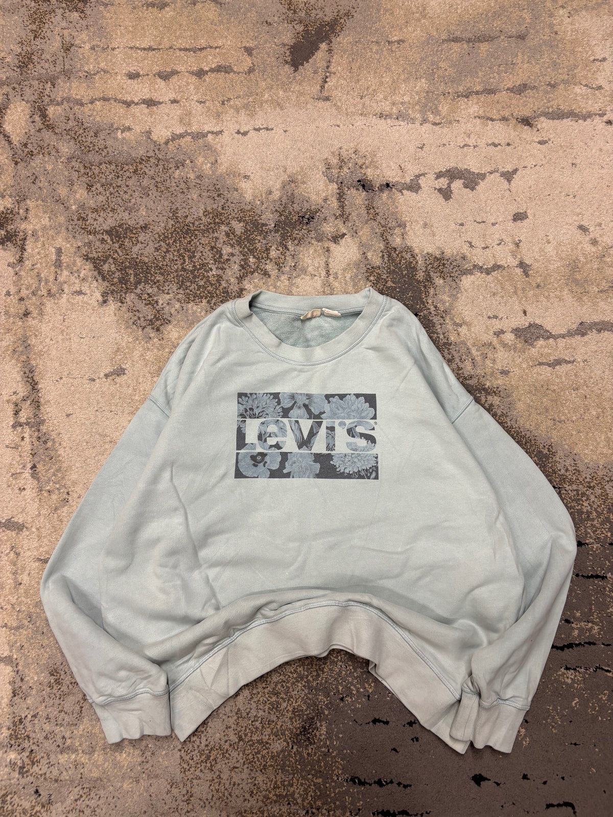 Levi's Bluza LEVI’S crewneck, damskie w dobrym stanie rozmiar XL, widok z przodu