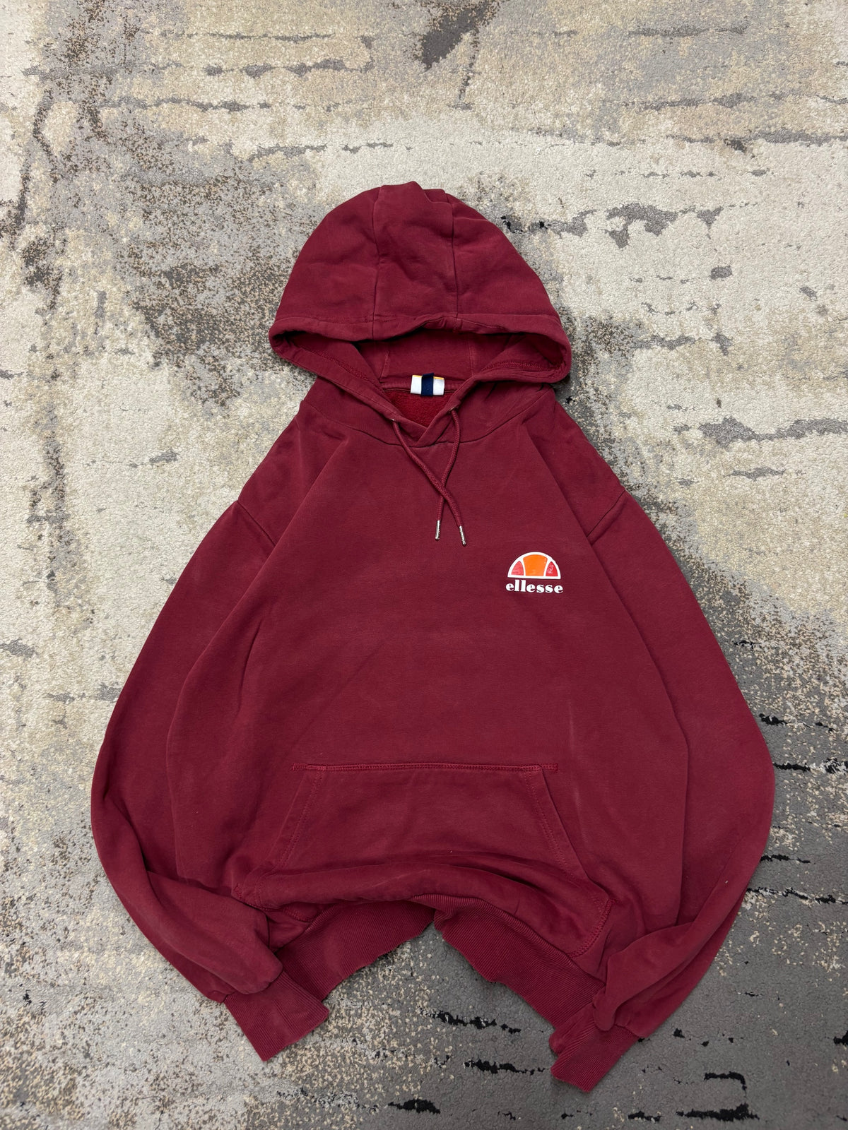 Bluza ellesse hoodie, damskie w dobrym stanie rozmiar L, detal