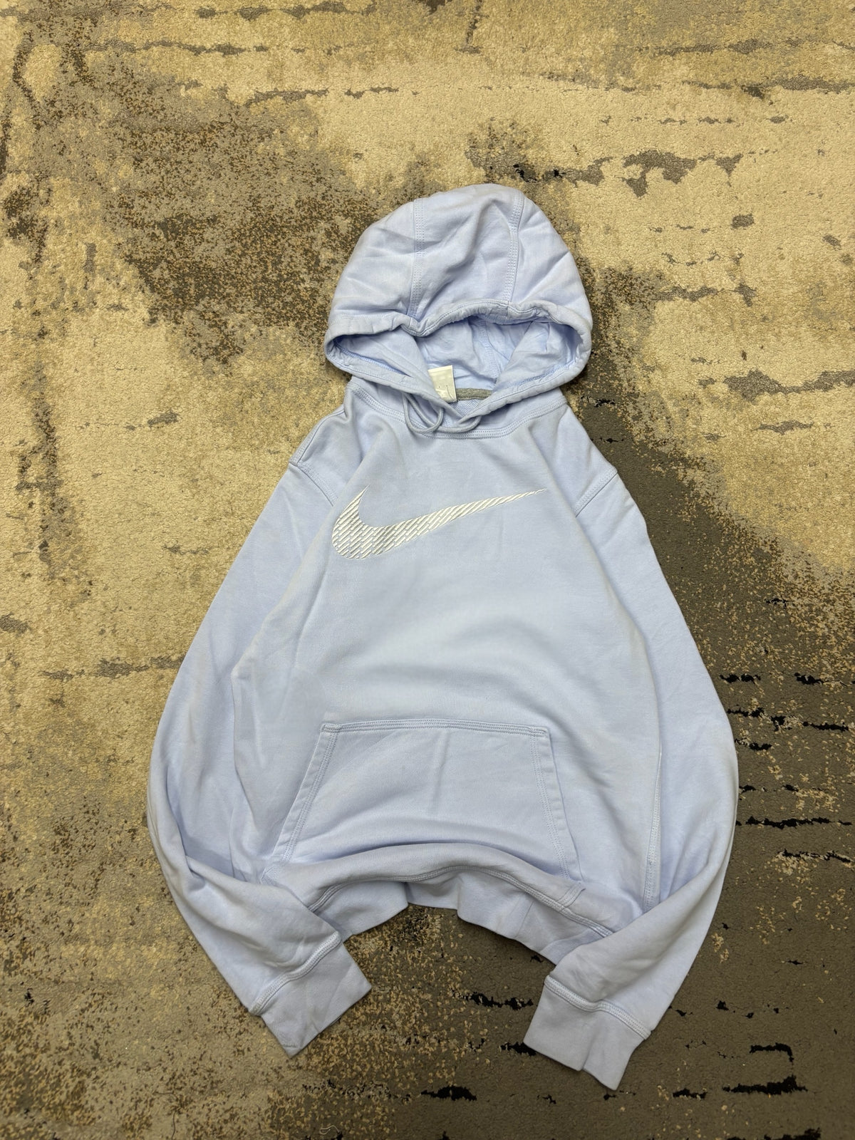 Bluza Nike hoodie, damskie w bardzo dobrym stanie rozmiar XS, widok z przodu