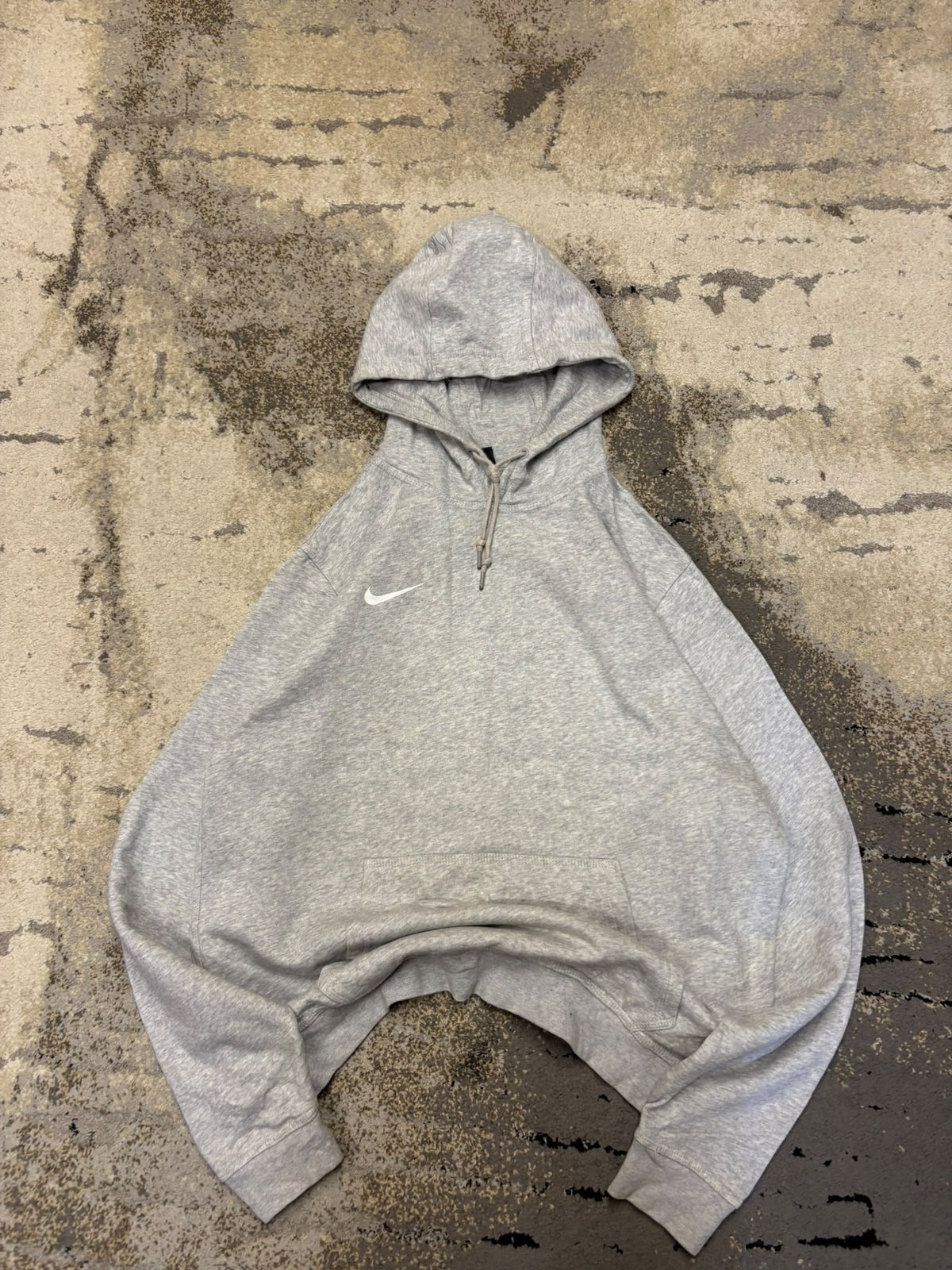 Bluza Hoodie Nike, męskie w bardzo dobrym stanie rozmiar L, widok z góry