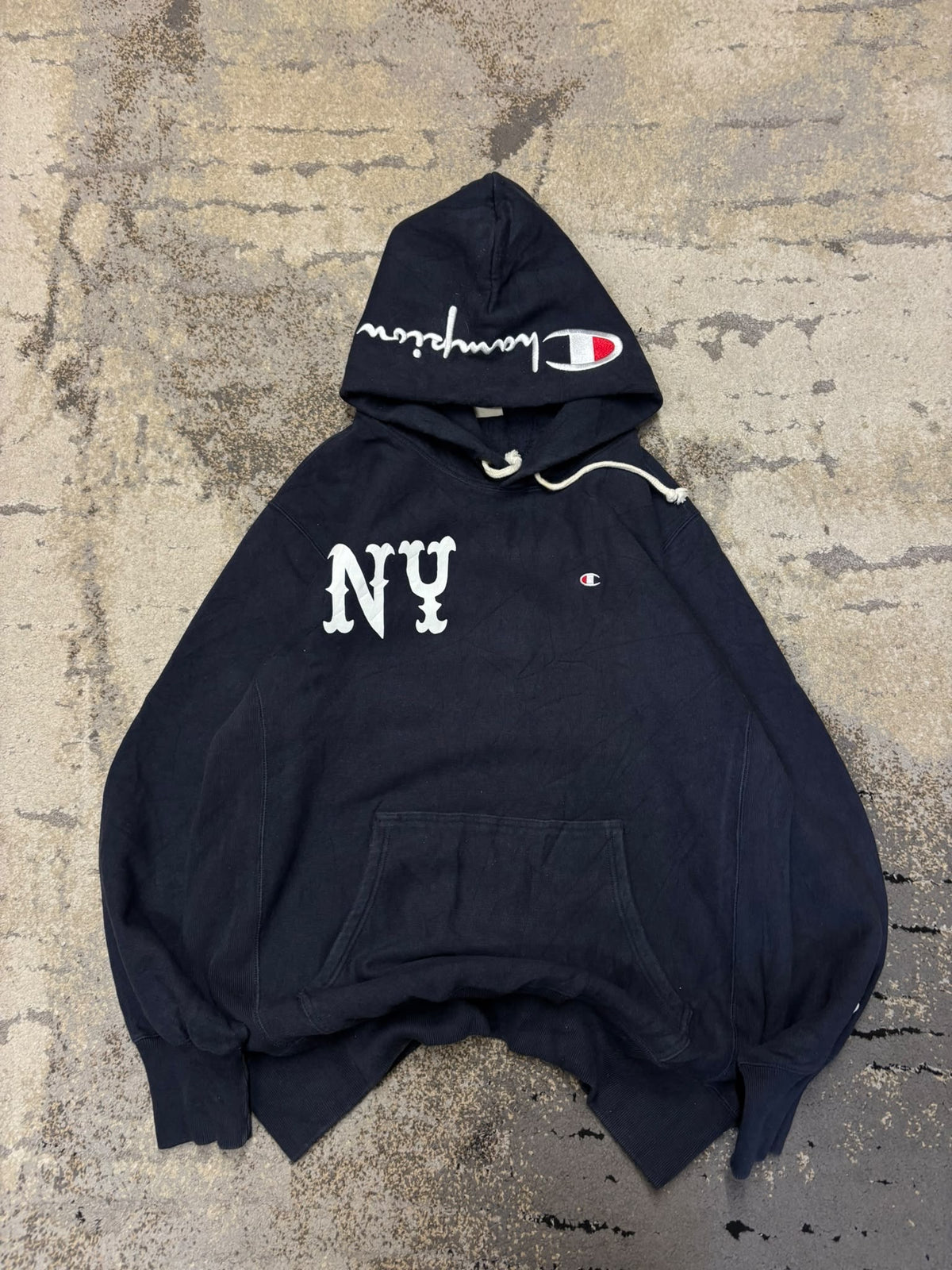 Bluza hoodie Champion, męskie w bardzo dobrym stanie rozmiar XXL, widok z przodu