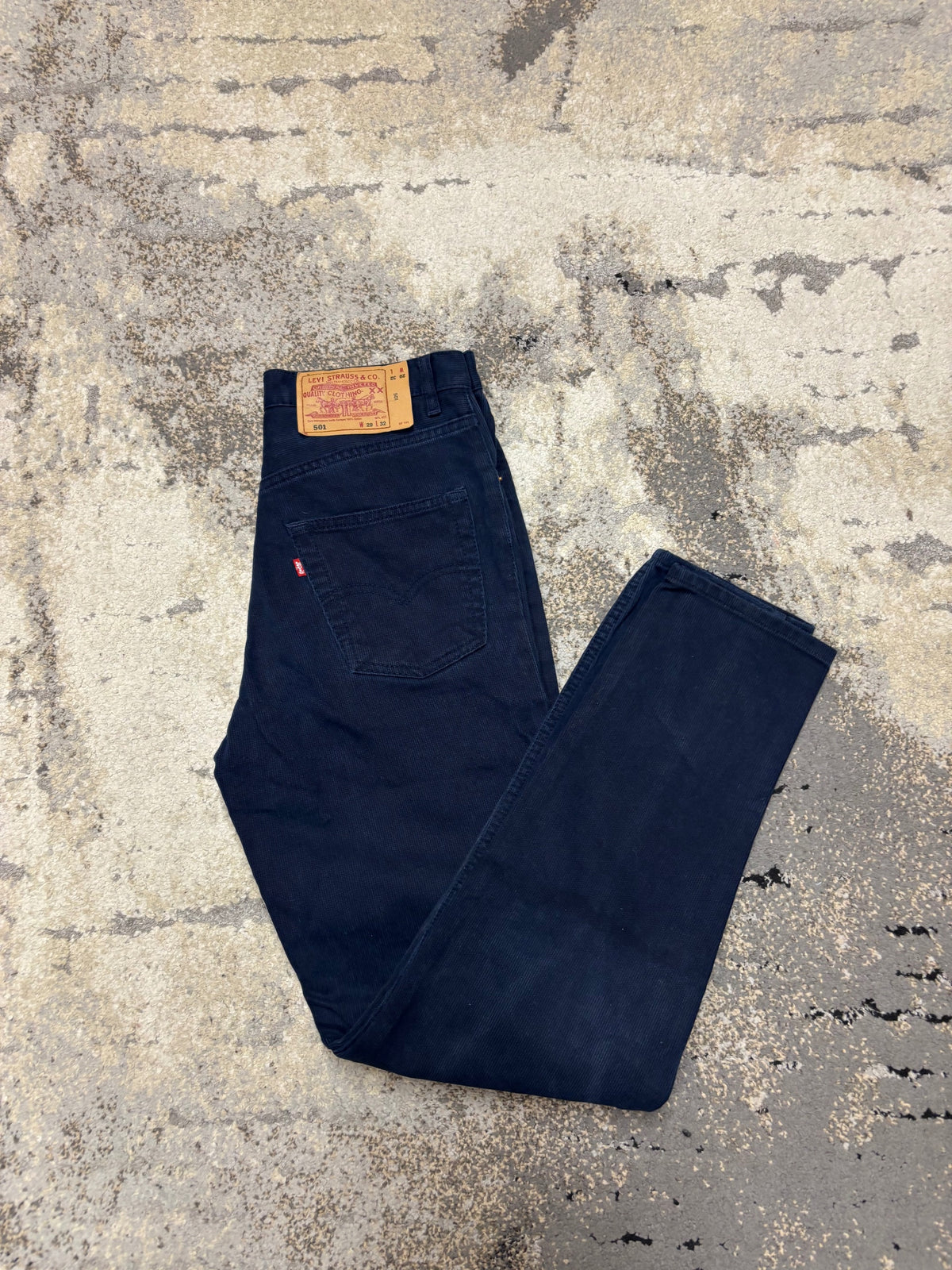 Levi's Jeasny LEVI’S, damskie w bardzo dobrym stanie rozmiar S, widok z przodu
