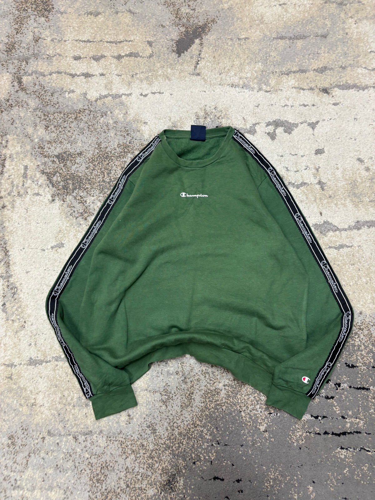 Bluza Champion crevneck, męskie w dobrym stanie rozmiar XXL, detal