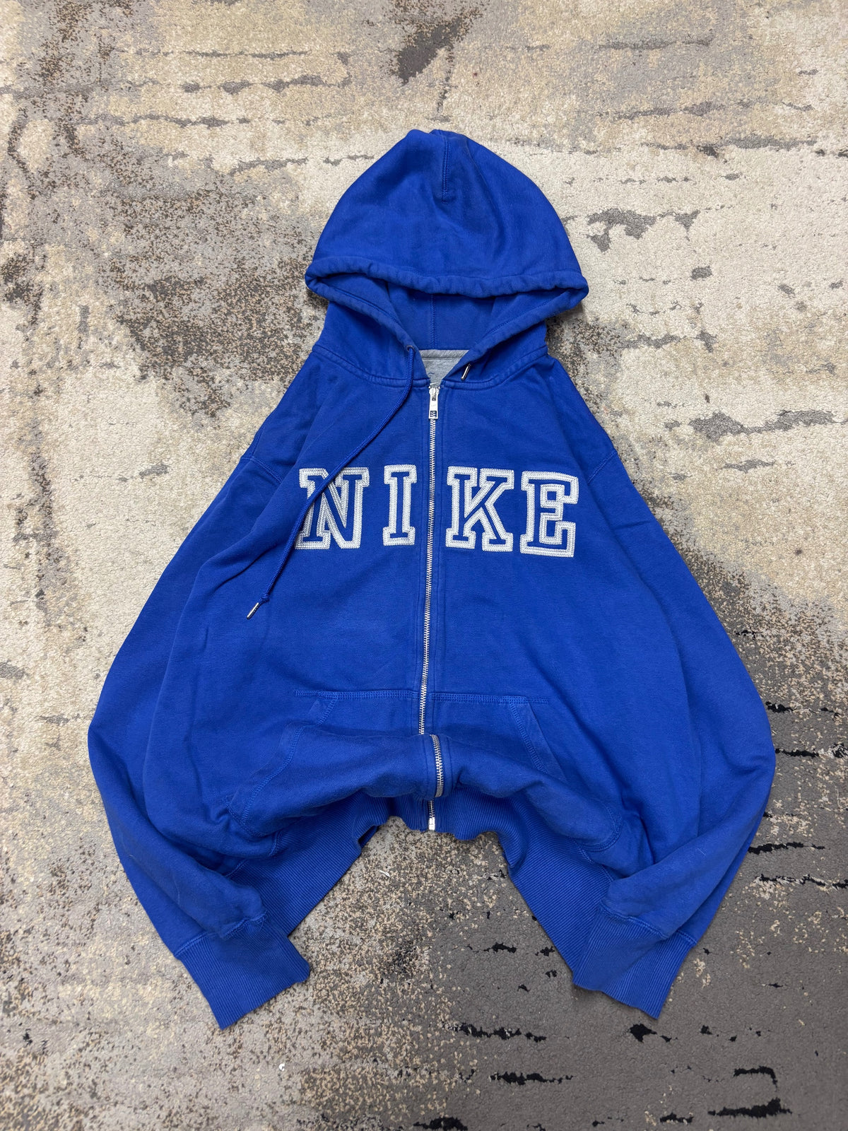 Bluza Nike zipp, męskie w bardzo dobrym stanie rozmiar XL, widok z przodu