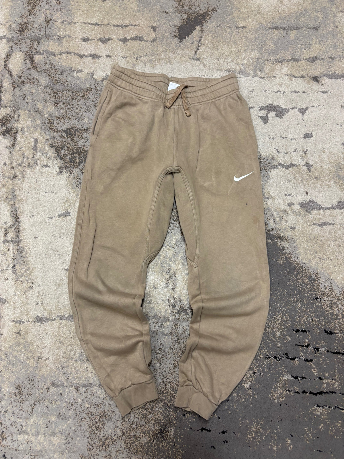 Dresy Nike, męskie w bardzo dobrym stanie rozmiar S, widok z przodu