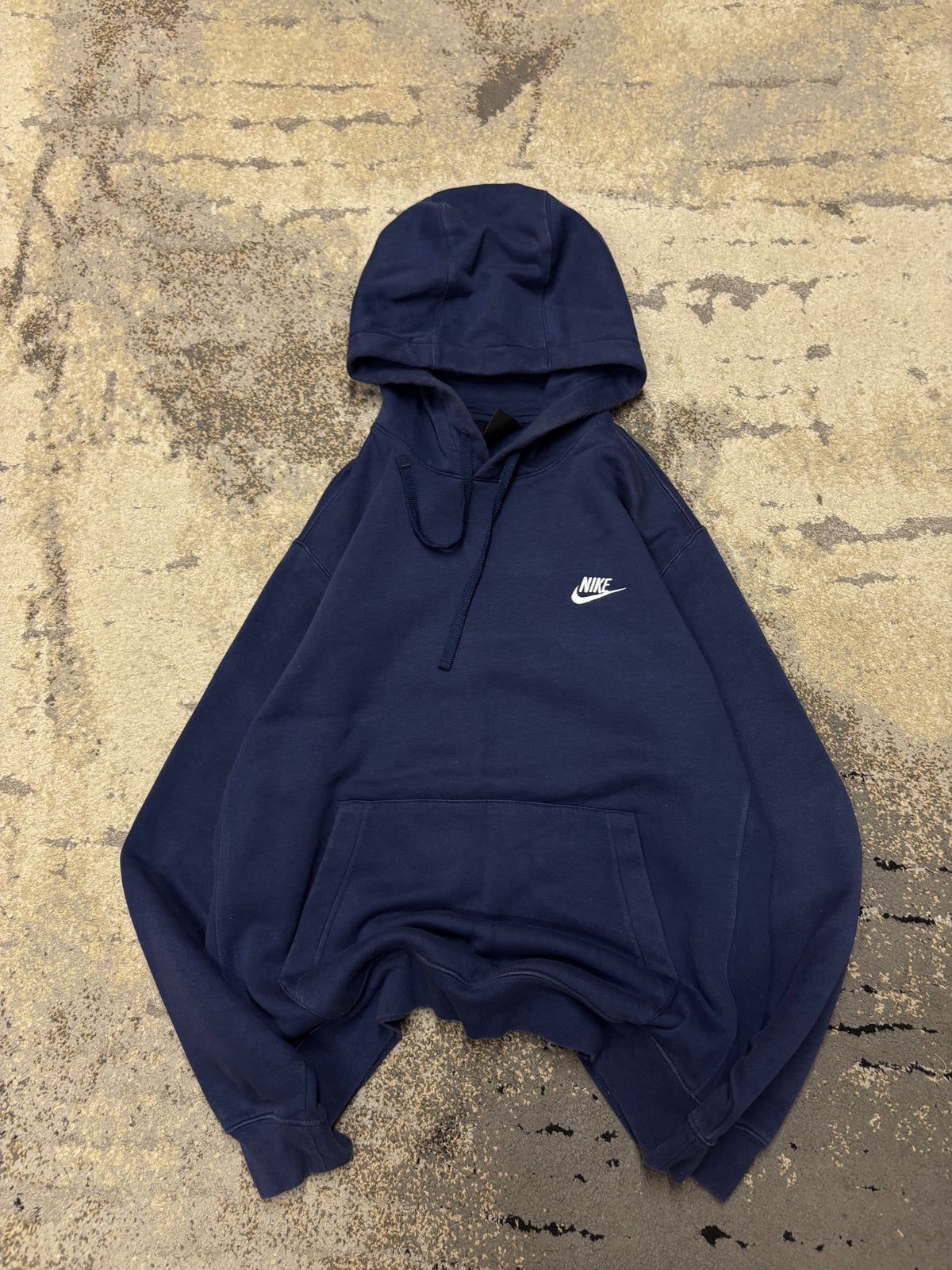 Bluza Nike hoodie, damskie nowe rozmiar M, widok z przodu