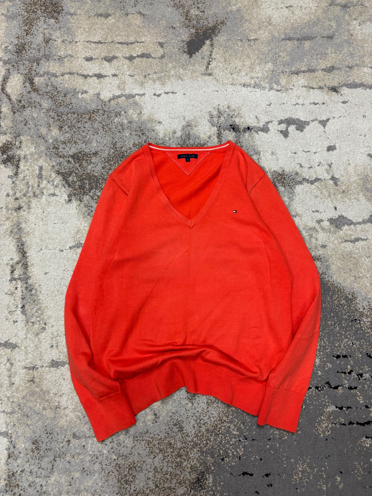 Sweterek Tommy Hilfiger, damskie w bardzo dobrym stanie rozmiar XL, widok z przodu