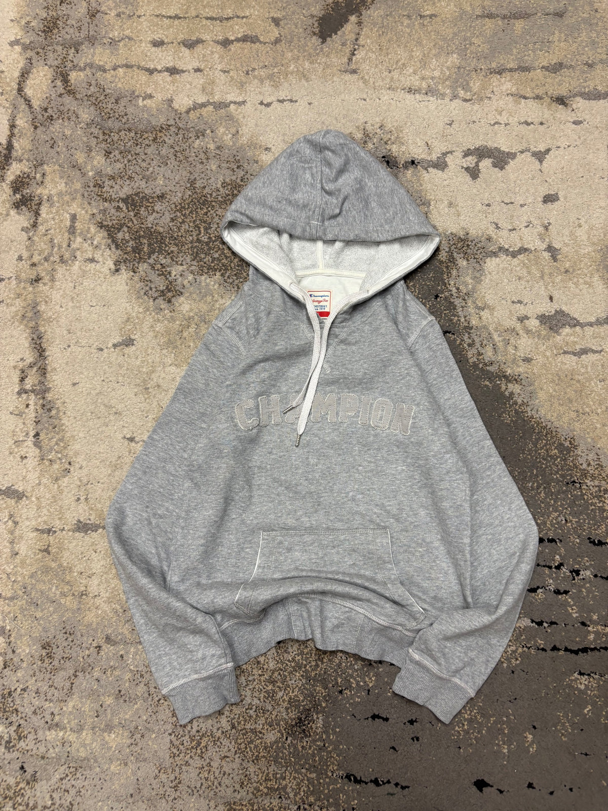 Bluza Champion hoodie, damskie w bardzo dobrym stanie rozmiar S, detal