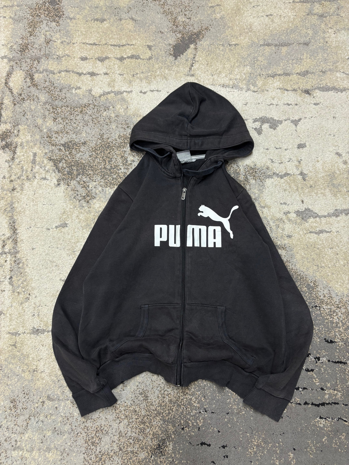 Bluza Puma zipp, damskie w dobrym stanie rozmiar L, widok z przodu