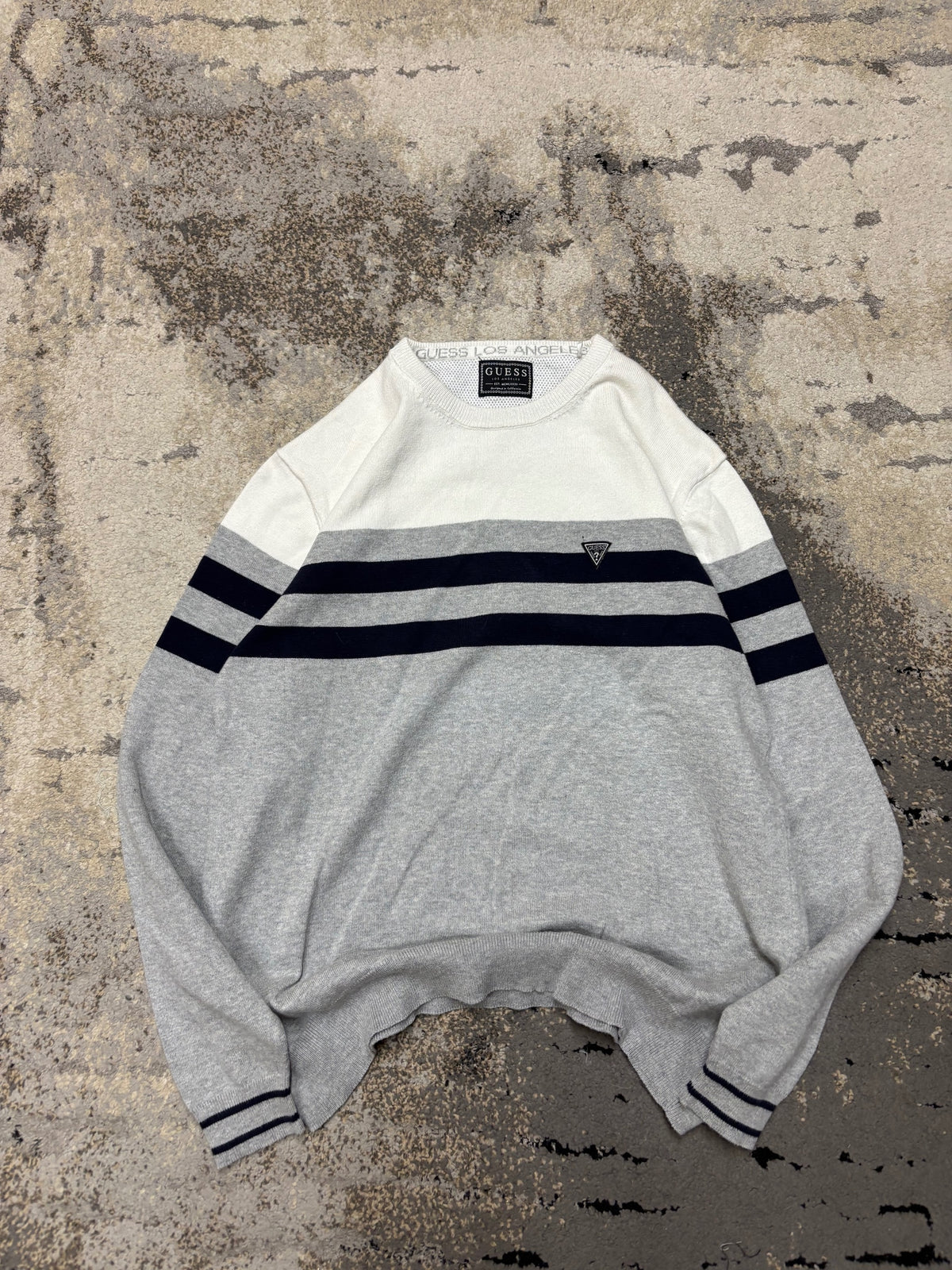 Sweter Guess, męskie w bardzo dobrym stanie rozmiar M, detal