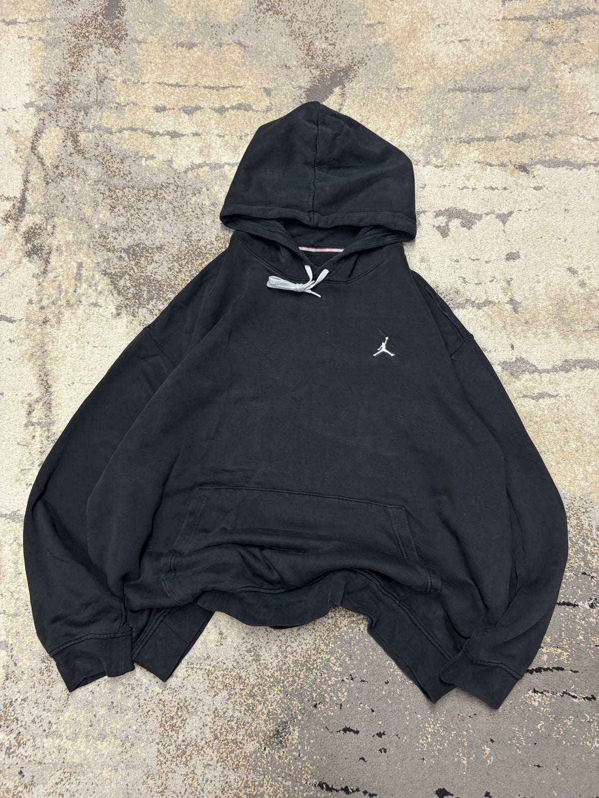 Bluza jordan hoodie, męskie w bardzo dobrym stanie rozmiar XXL, widok z przodu