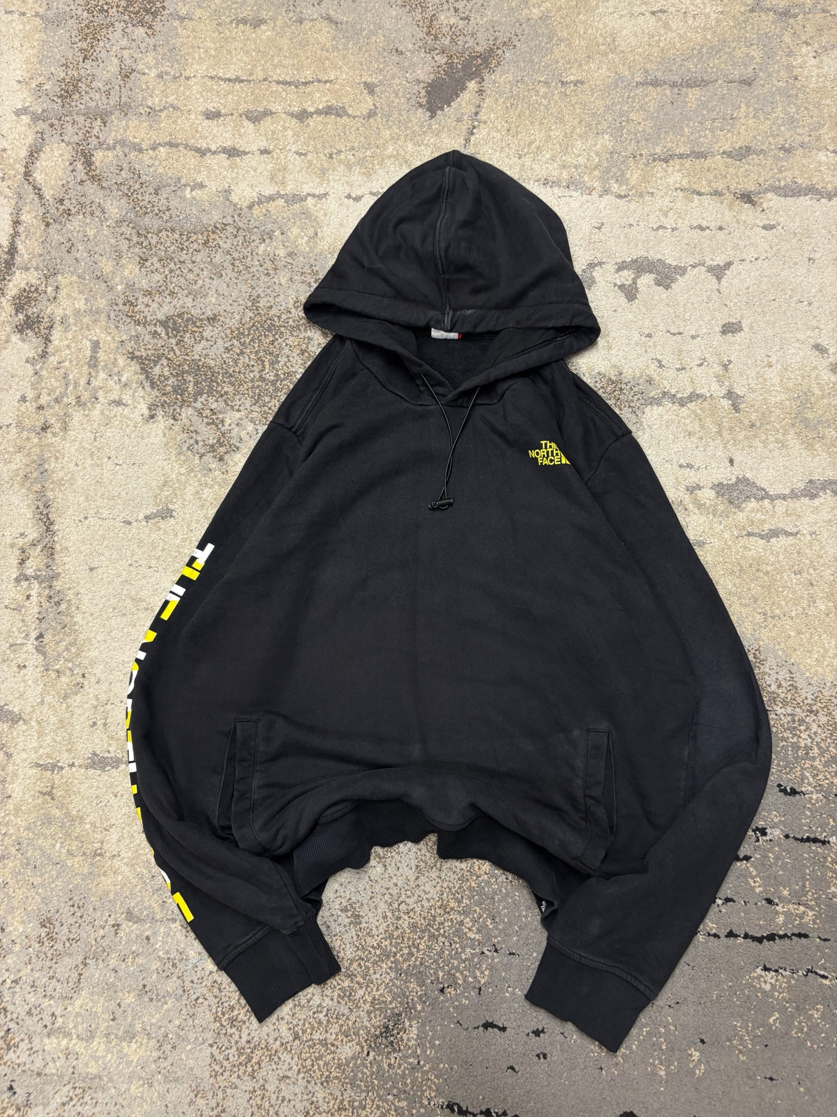 Bluza The North Face hoodie, damskie w bardzo dobrym stanie rozmiar S, widok z góry