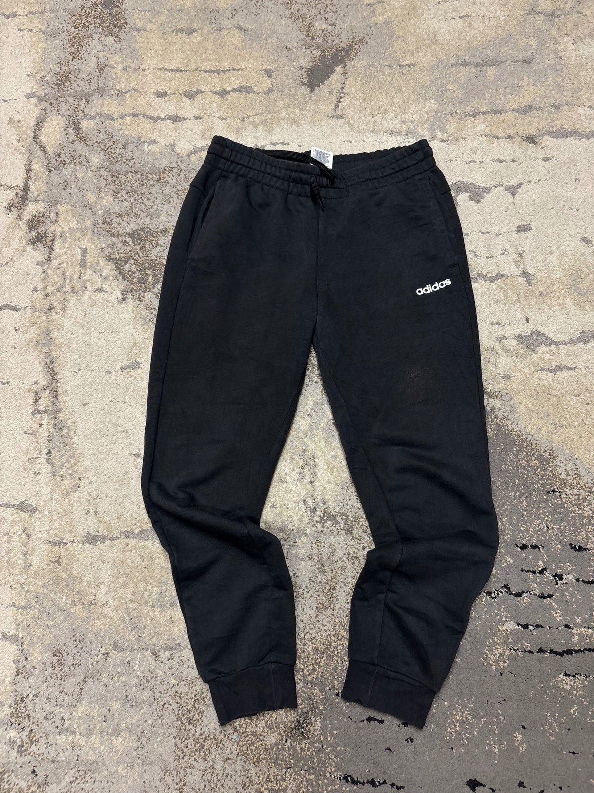 Dresy Adidas, męskie w bardzo dobrym stanie rozmiar M, widok z przodu