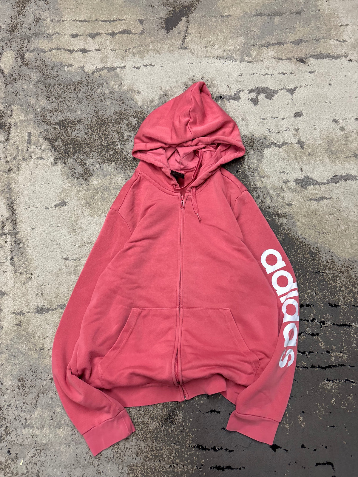 Bluza Adidas zipp, damskie w bardzo dobrym stanie rozmiar L, widok z przodu