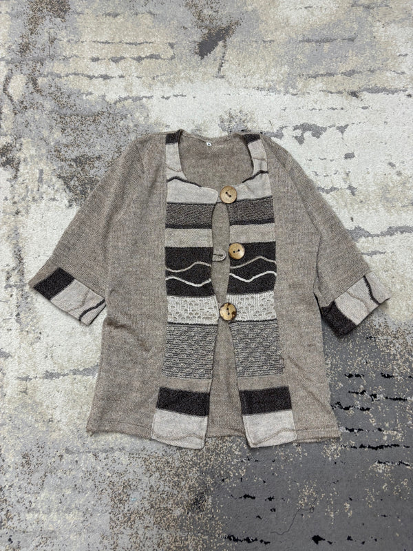 Japan Style Sweterek vintage retro y2k, damskie w bardzo dobrym stanie rozmiar M, widok z przodu