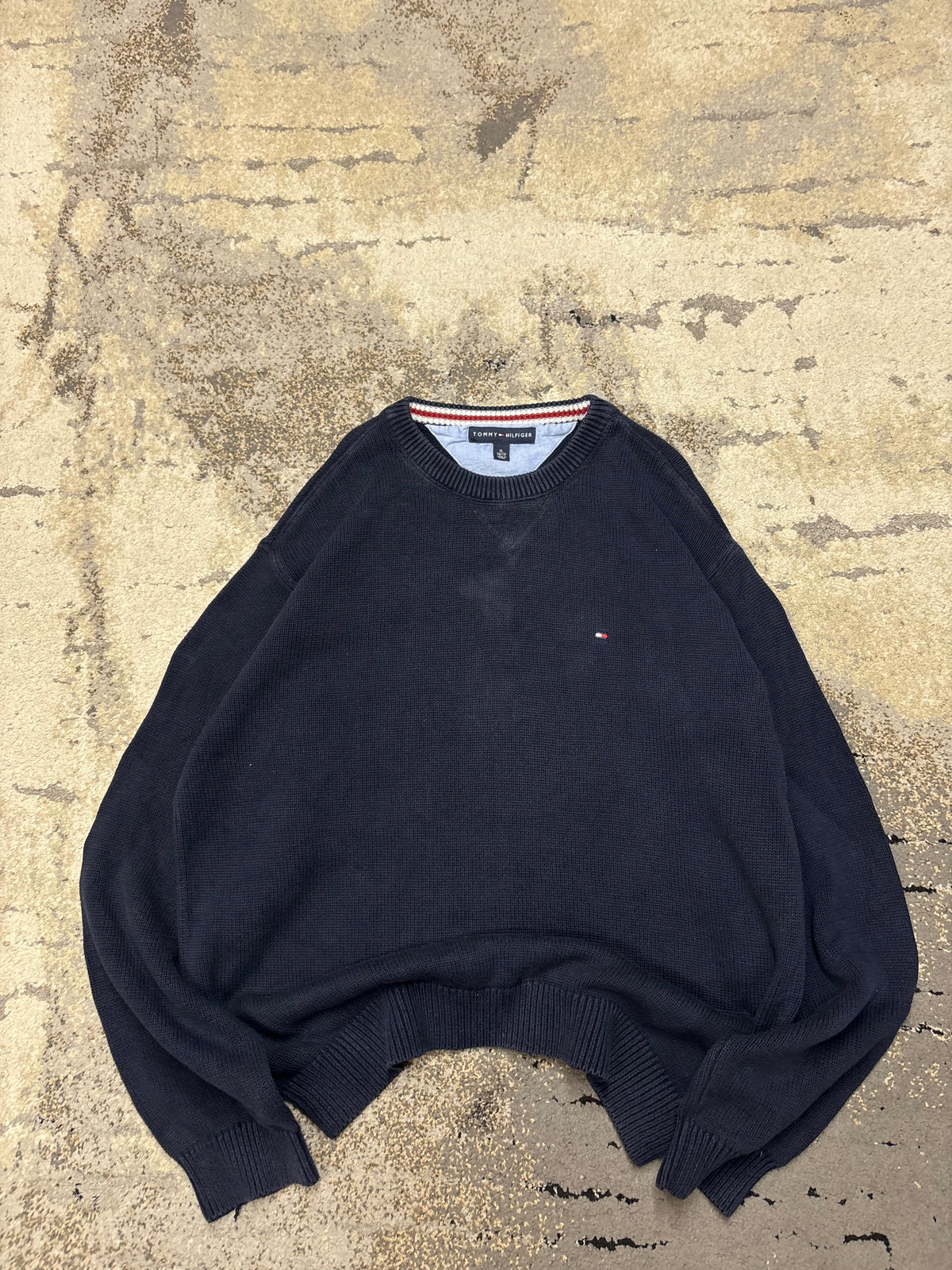 Sweter Tommy Hilfiger, męskie w dobrym stanie rozmiar XL, detal