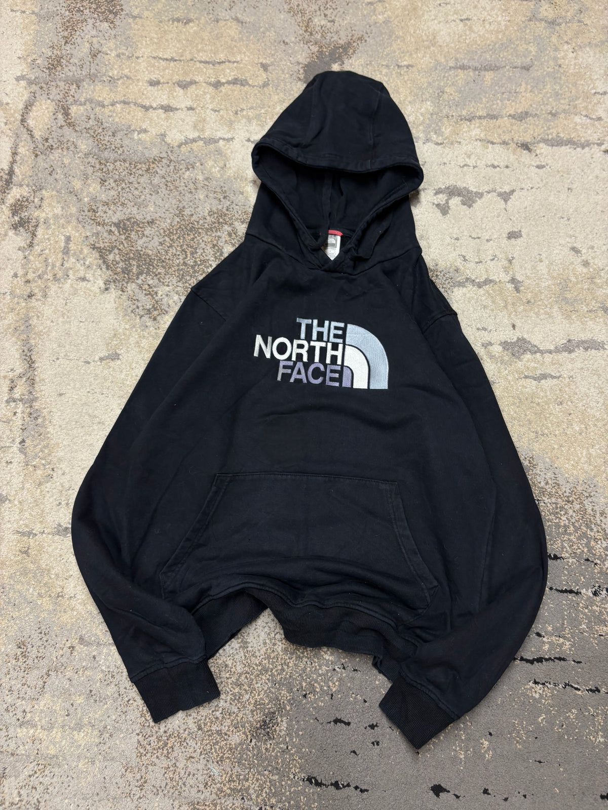 Bluza The North Face hoodie, męskie w bardzo dobrym stanie rozmiar L, detal