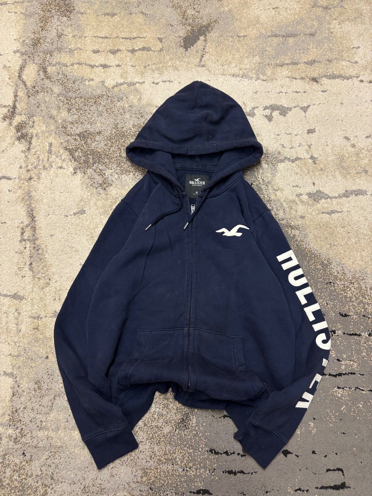Bluza Hollister zipp, damskie w bardzo dobrym stanie rozmiar M, widok z przodu