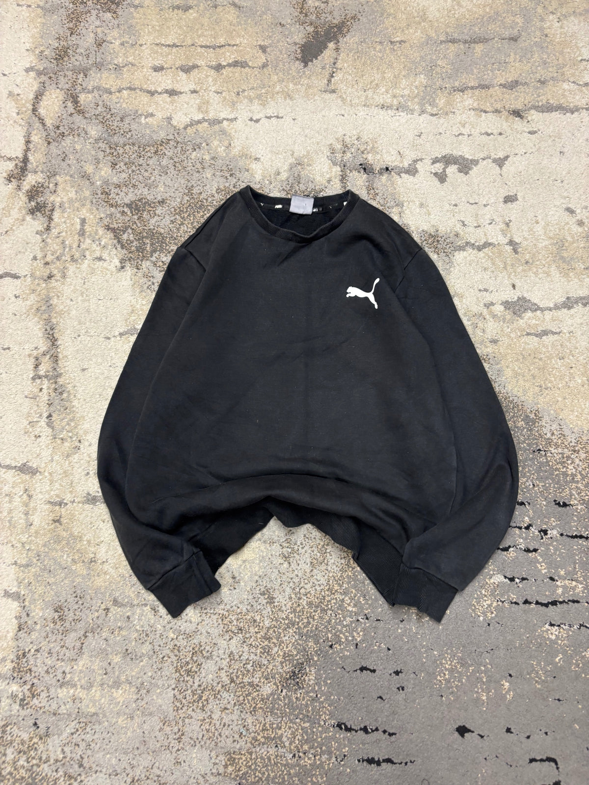 Bluza Puma crewneck, męskie w bardzo dobrym stanie rozmiar M, widok z przodu