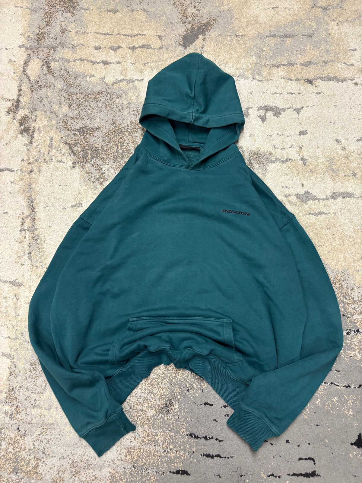 Bluza Pegador hoodie, damskie w bardzo dobrym stanie rozmiar XL, widok z przodu