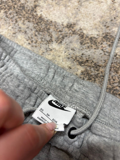 Dresy damskie Nike