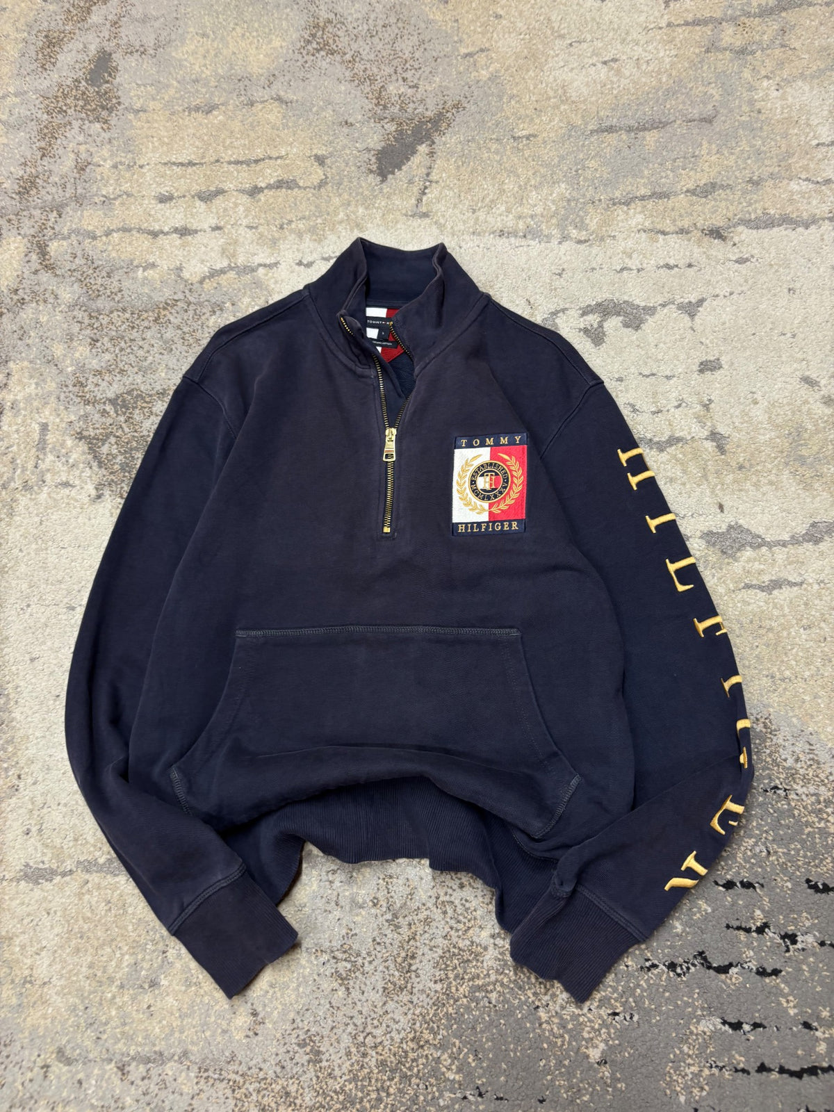 Bluza Tommy Hilfiger, męskie w bardzo dobrym stanie rozmiar S, widok z przodu