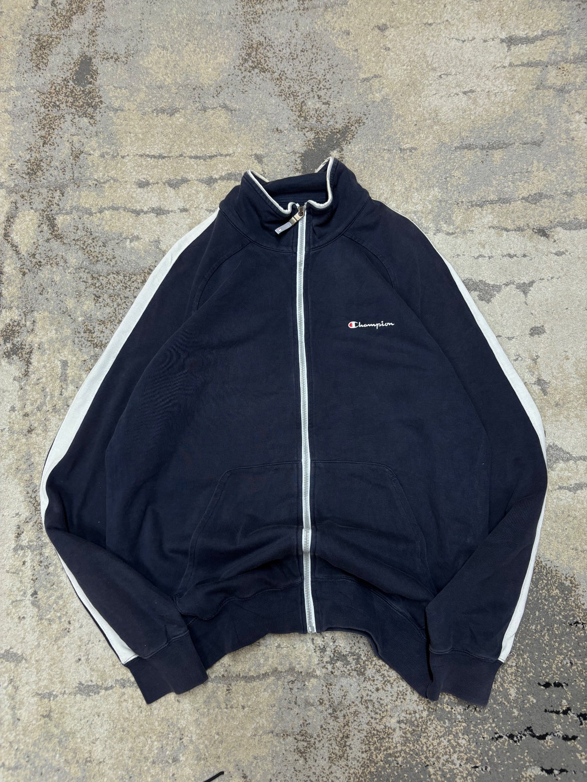 Bluza Champion zipp, męskie w bardzo dobrym stanie rozmiar XL, widok z przodu