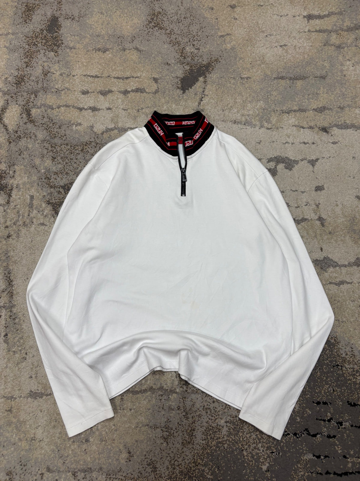 Bluzka Hugo Boss, damskie w bardzo dobrym stanie rozmiar M, detal