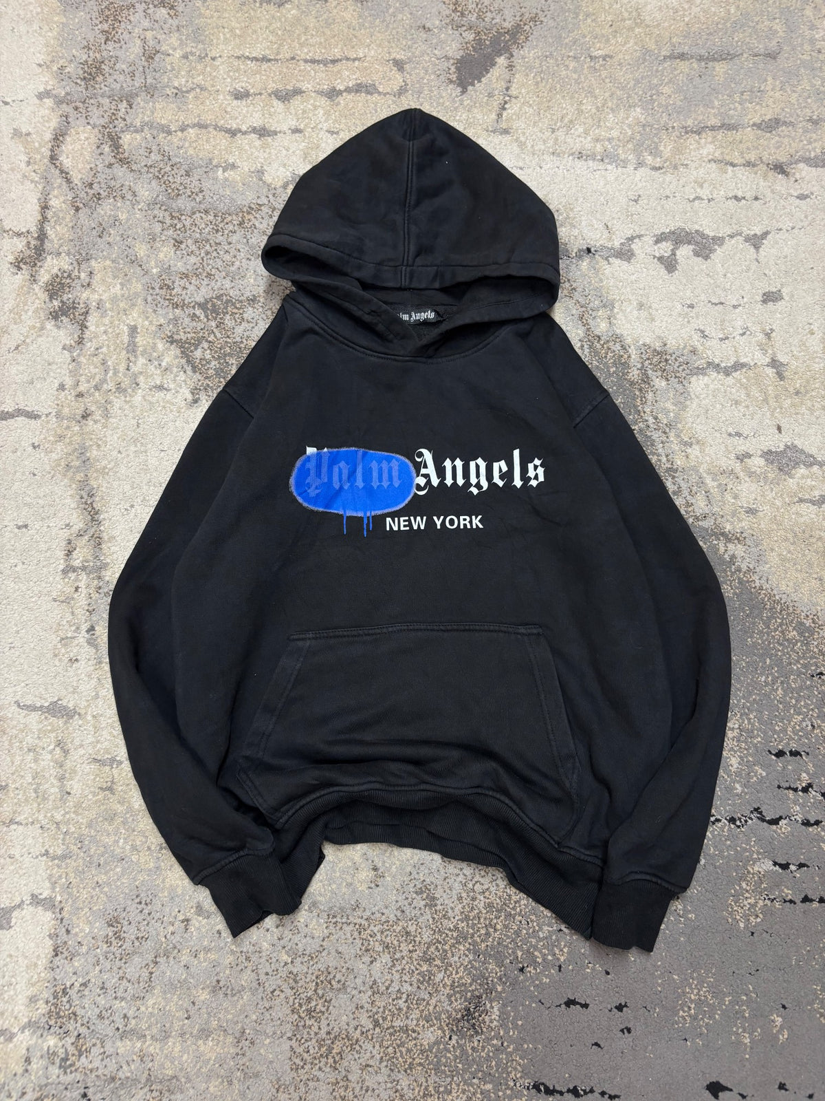Bluza hoodie Palm Angels, damskie w bardzo dobrym stanie rozmiar S, widok z przodu