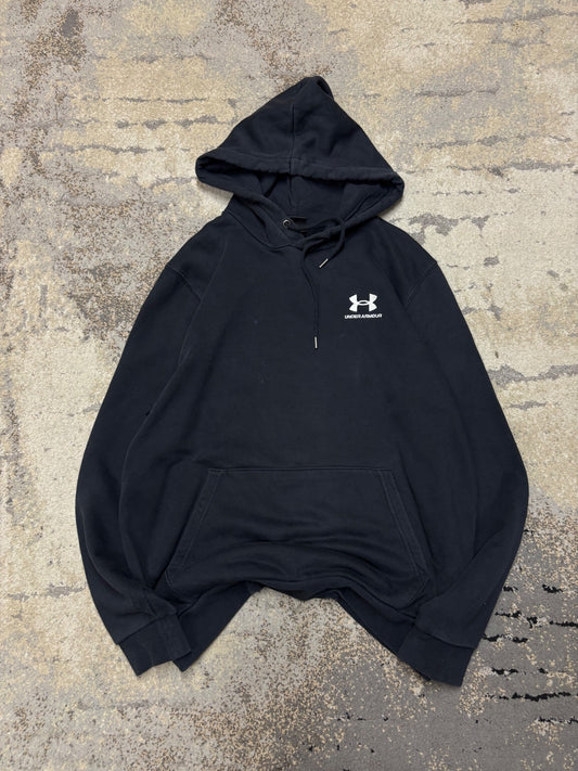 Bluza Under Armour hoodie, męskie w bardzo dobrym stanie rozmiar M, detal