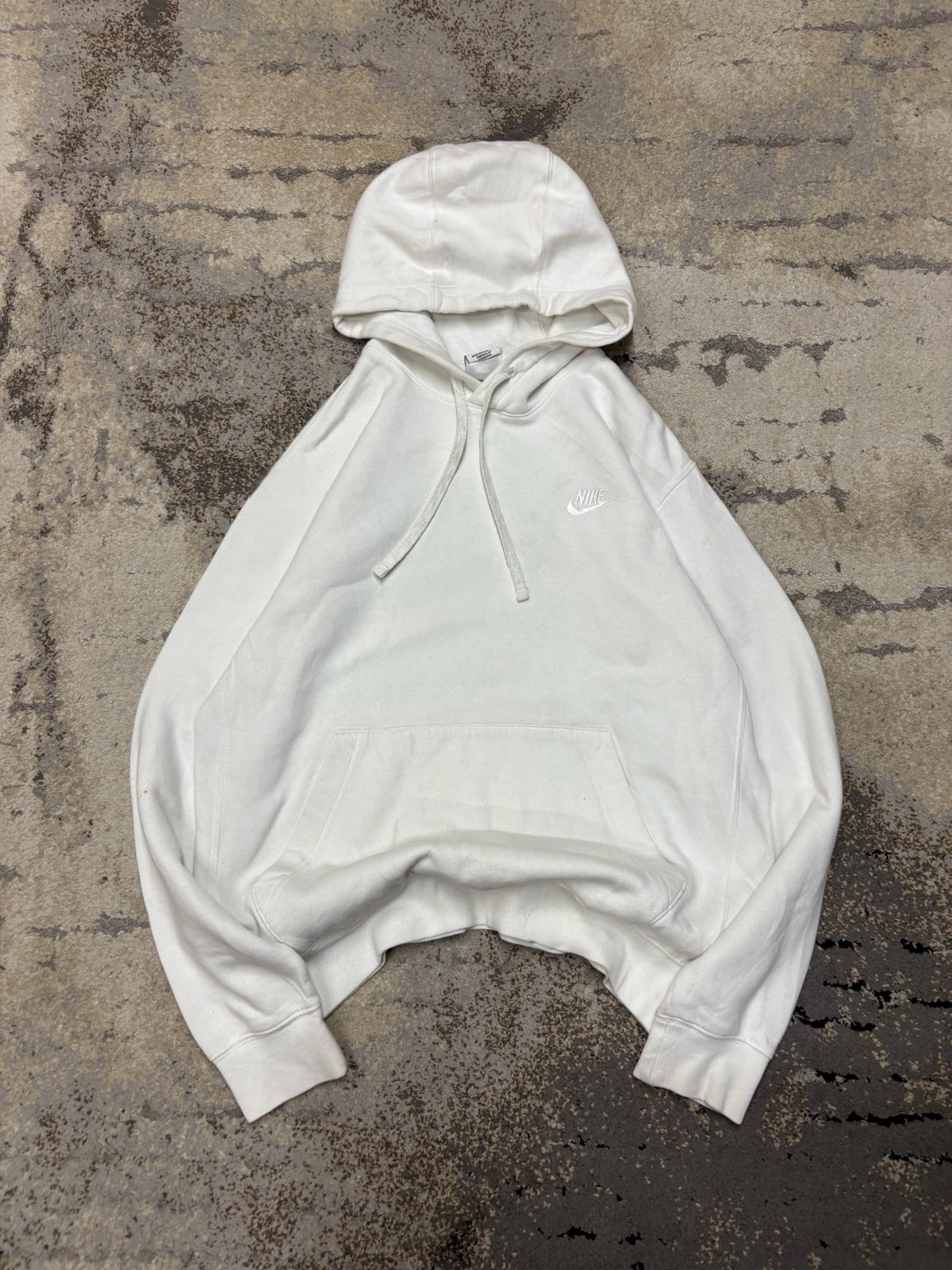 Bluza Nike hoodie, damskie w bardzo dobrym stanie rozmiar S, detal