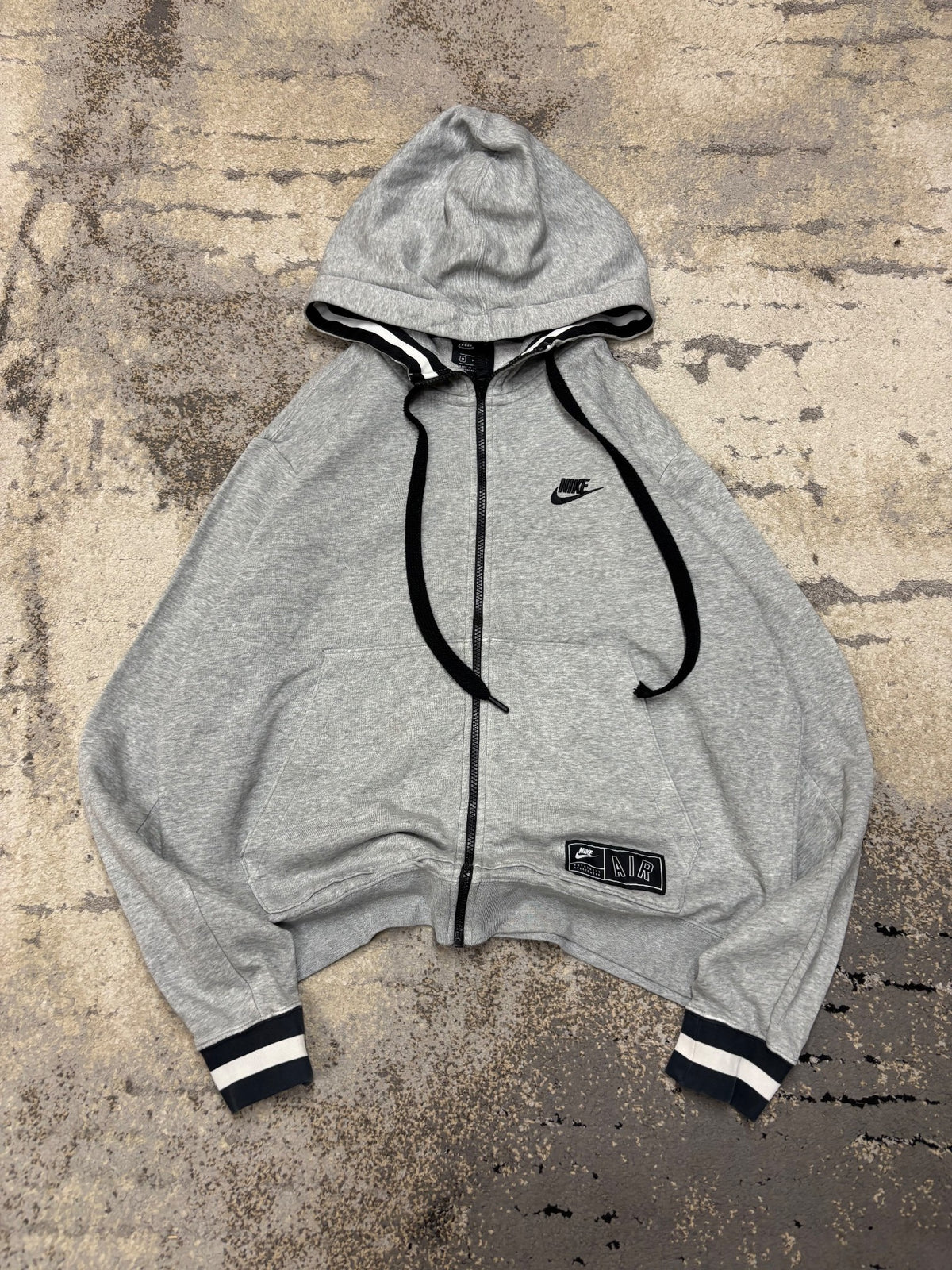 Bluza Nike zipp, męskie w bardzo dobrym stanie rozmiar M, widok z przodu