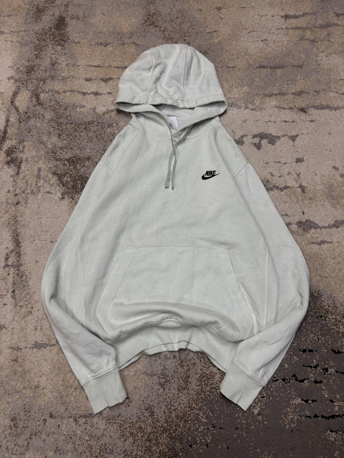 Bluza Nike hoodie, damskie w dobrym stanie rozmiar S, widok z przodu