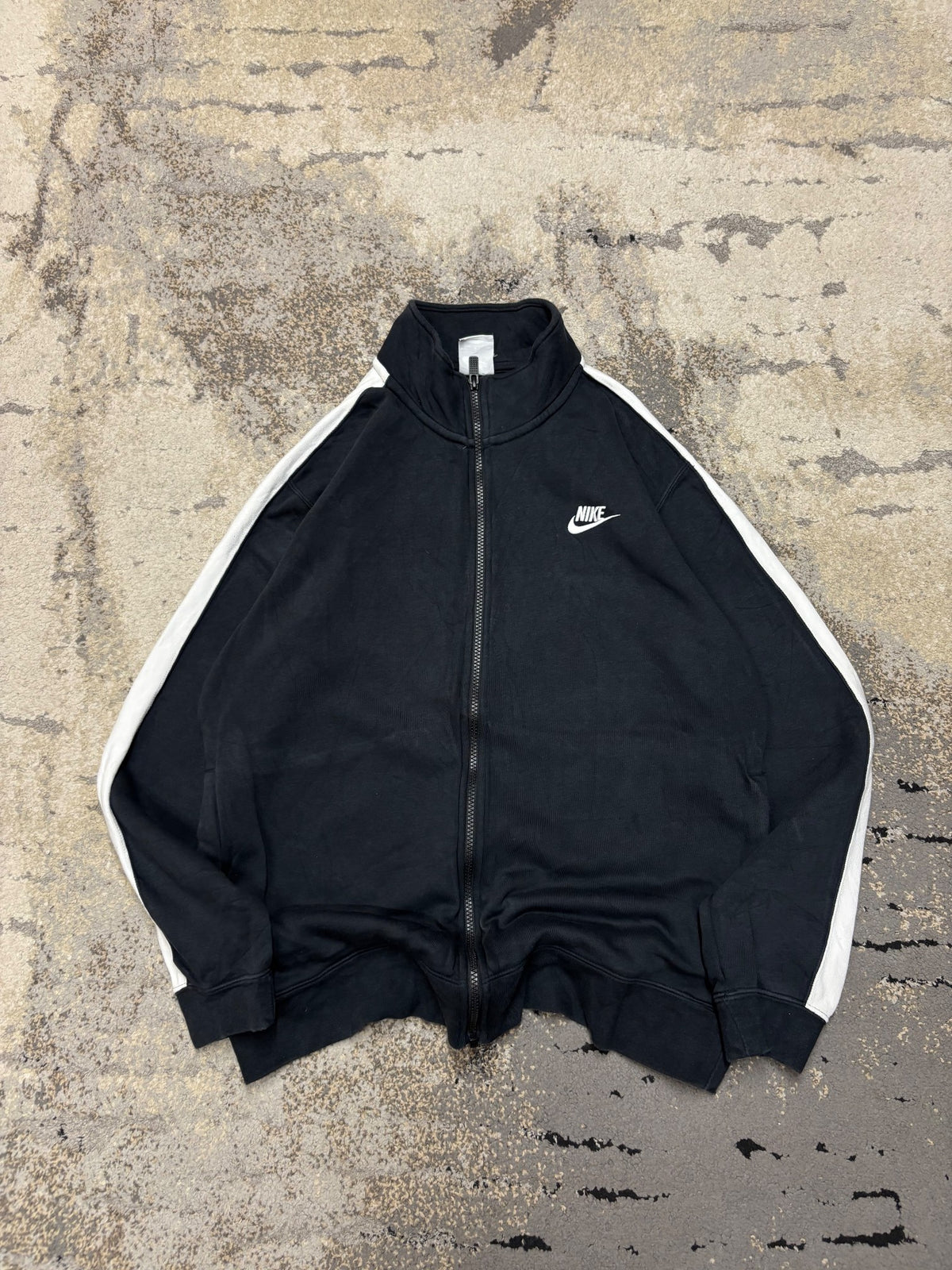 Bluza Nike zipp, męskie w bardzo dobrym stanie rozmiar M, widok z przodu