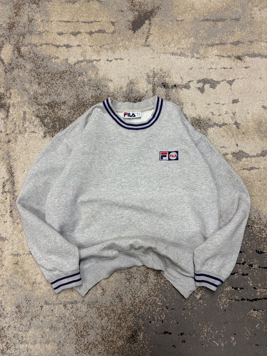 Bluza Fila crevneck, męskie w bardzo dobrym stanie rozmiar M, widok z przodu