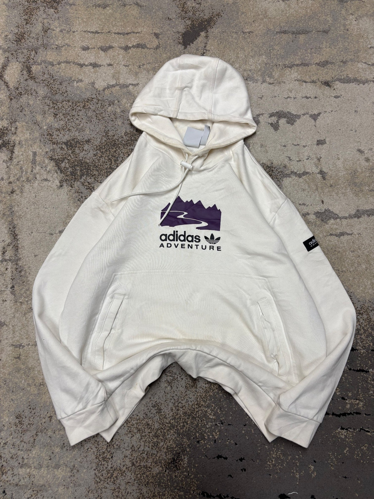 Bluza Adidas hoodie, damskie w bardzo dobrym stanie rozmiar L, widok z przodu