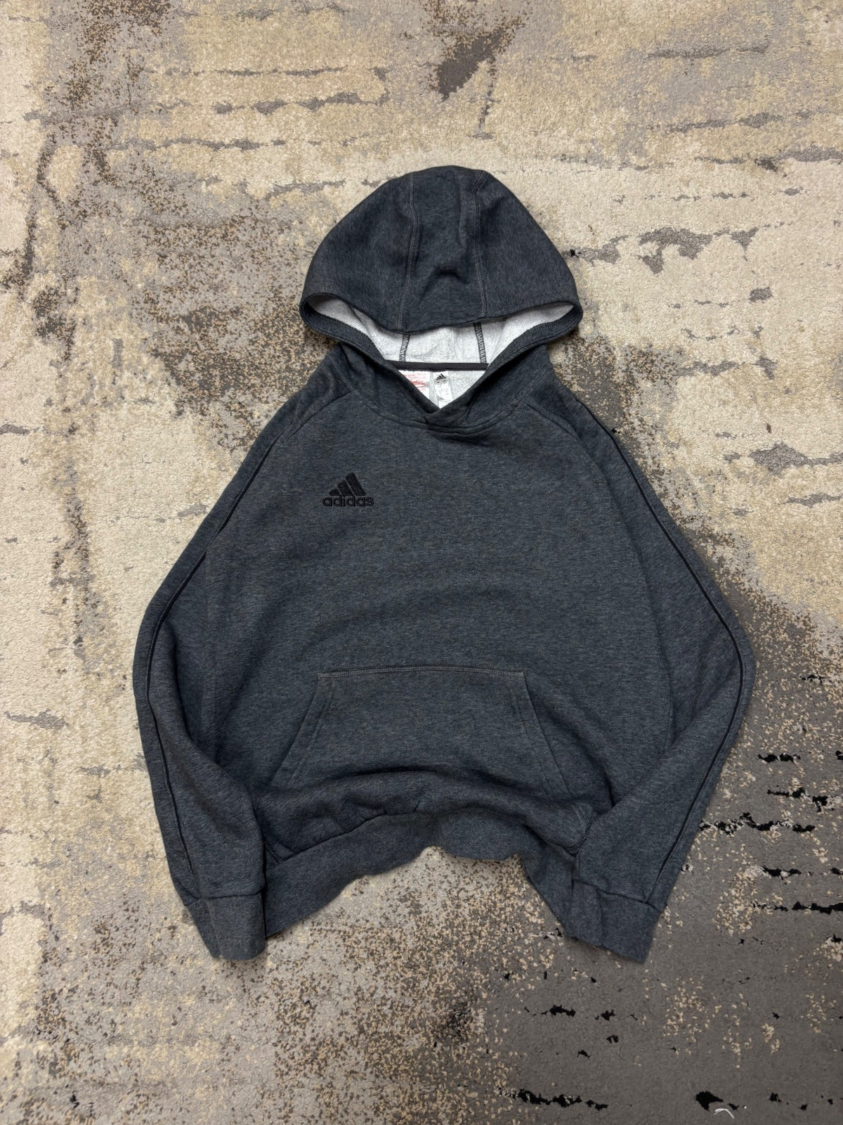 Bluza Adidas hoodie, dziecięce w bardzo dobrym stanie rozmiar 164 cm / 14 lat, detal