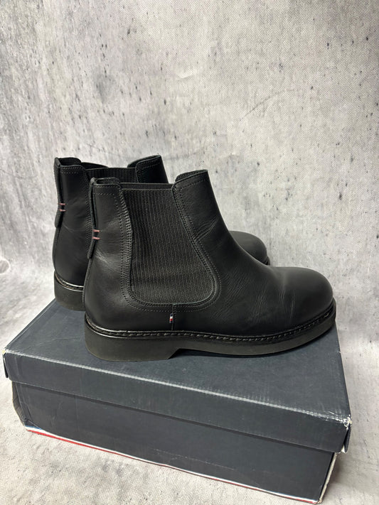 Tommy Hilfiger Sztyblety Tommy Hilfiger, botki męskie w bardzo dobrym stanie rozmiar 42, para butów