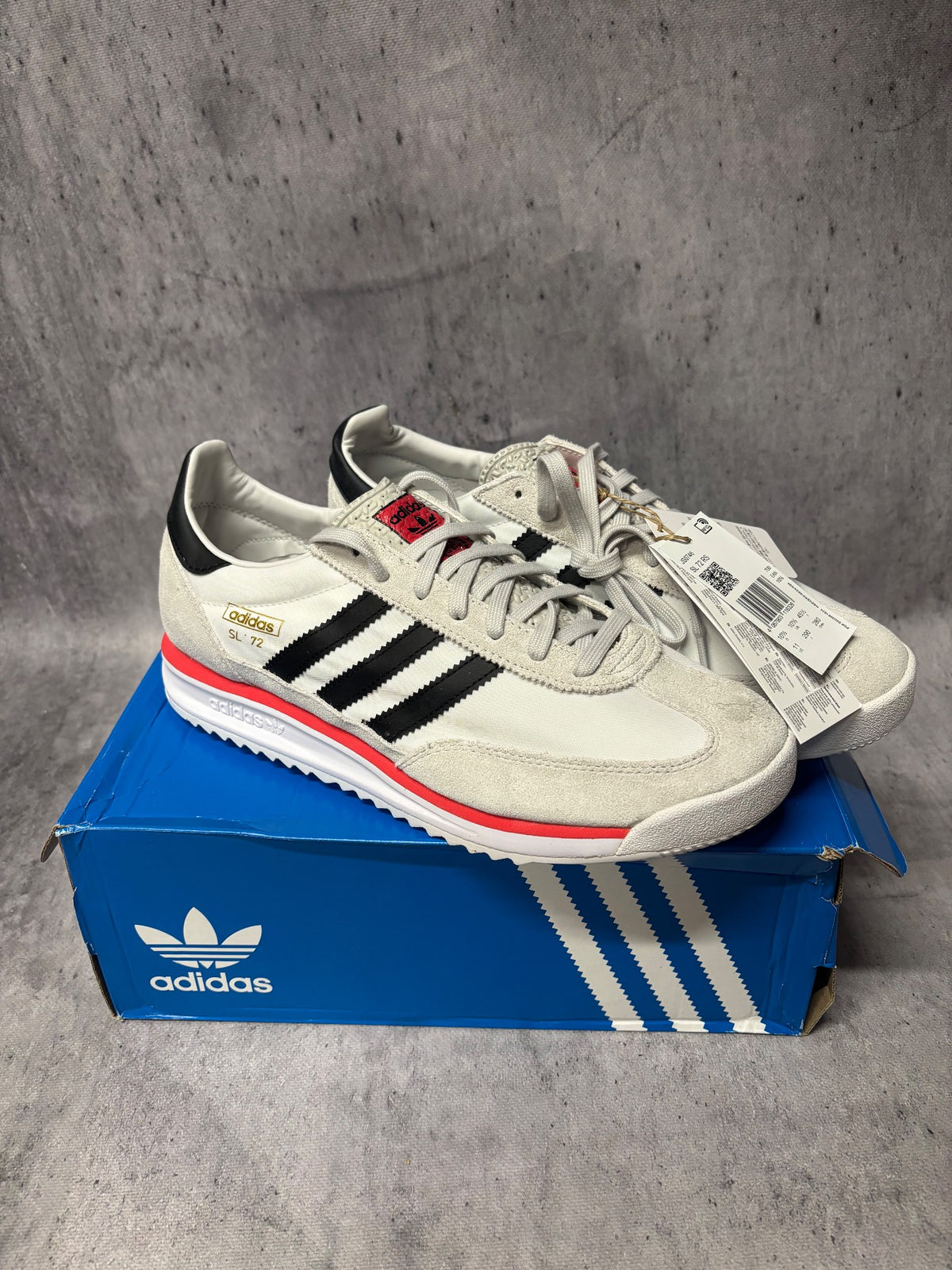 Adidas Buty sneakersy Adidas, buty sportowe męskie w bardzo dobrym stanie rozmiar 45 1/3, para butów