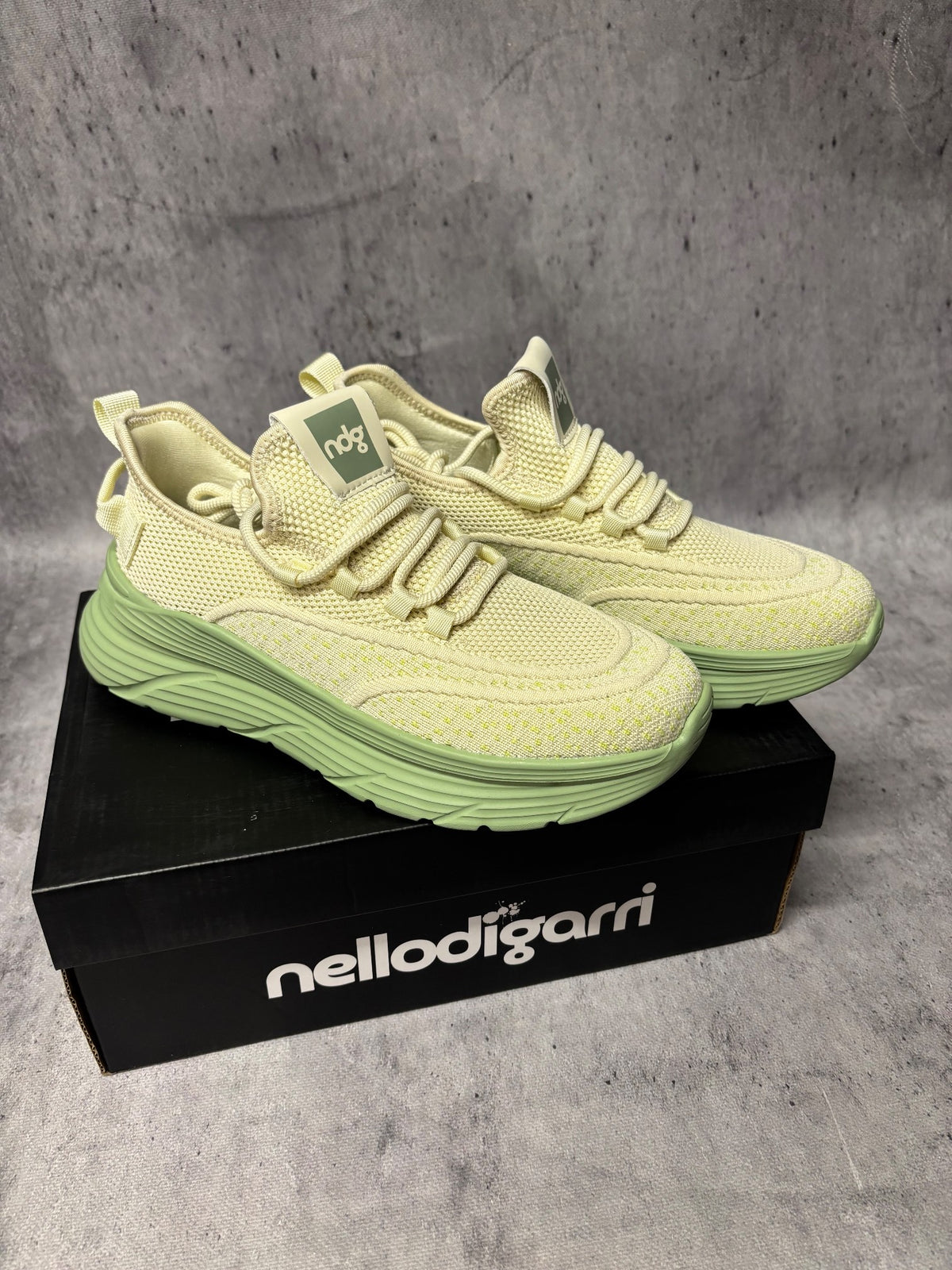 Nellodigari Buty sneakersy nellodigari, buty sportowe męskie nowe rozmiar 41, para butów