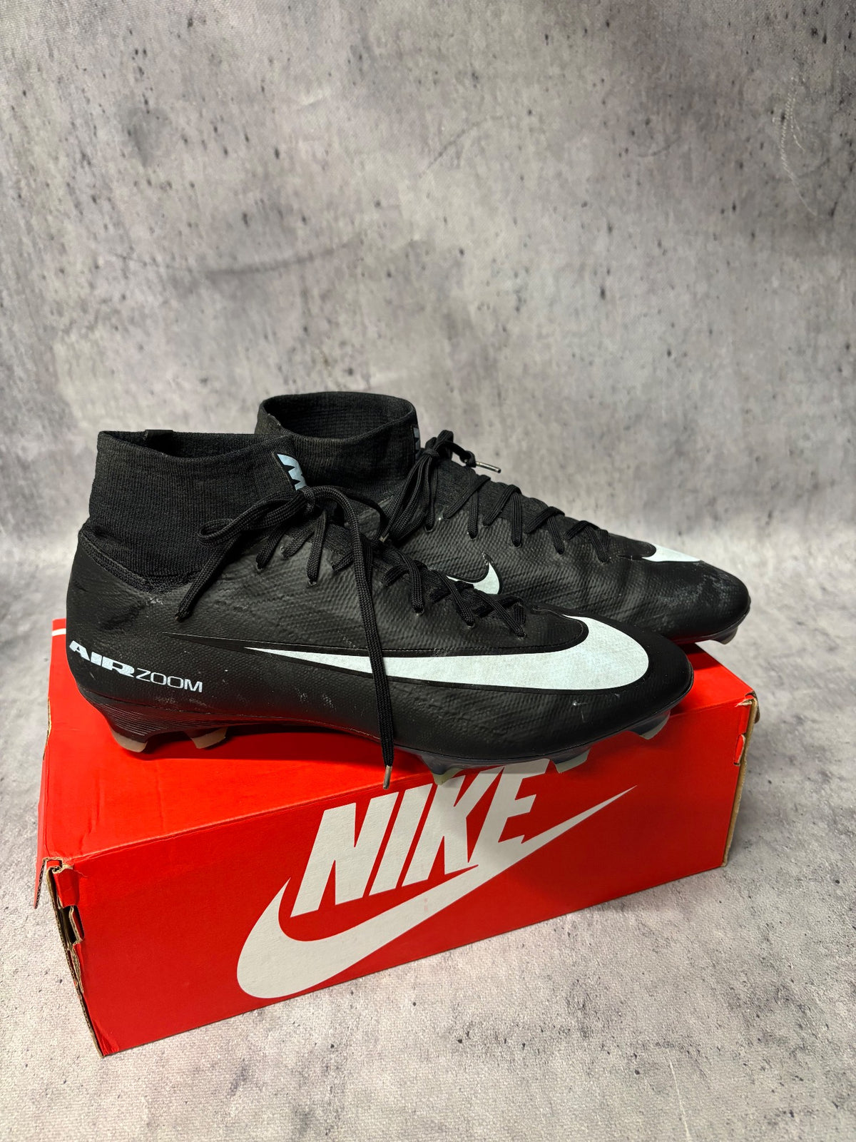 Nike Mercurial, buty sportowe męskie w dobrym stanie rozmiar 44, para butów