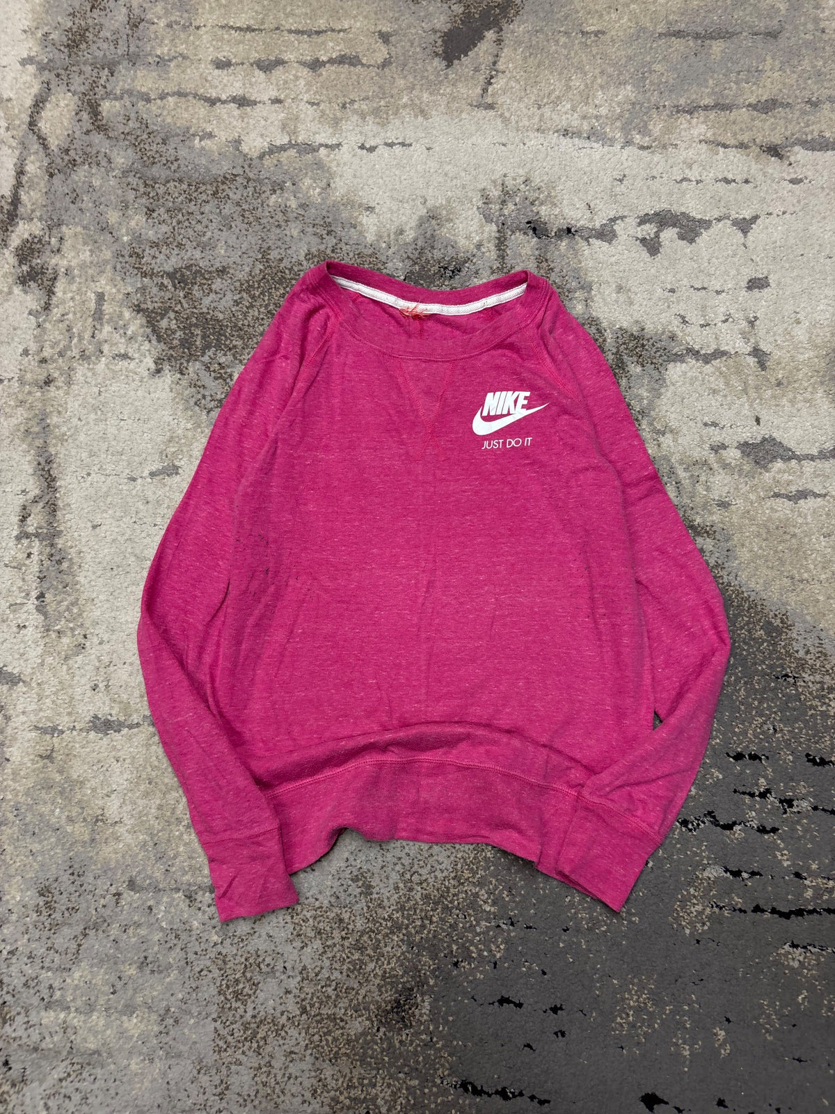 Bluza Nike crevneck, damskie w bardzo dobrym stanie rozmiar S, widok z przodu
