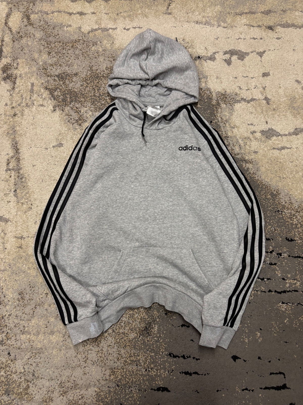 Bluza Adidas hoodie, damskie w bardzo dobrym stanie rozmiar S, widok z góry