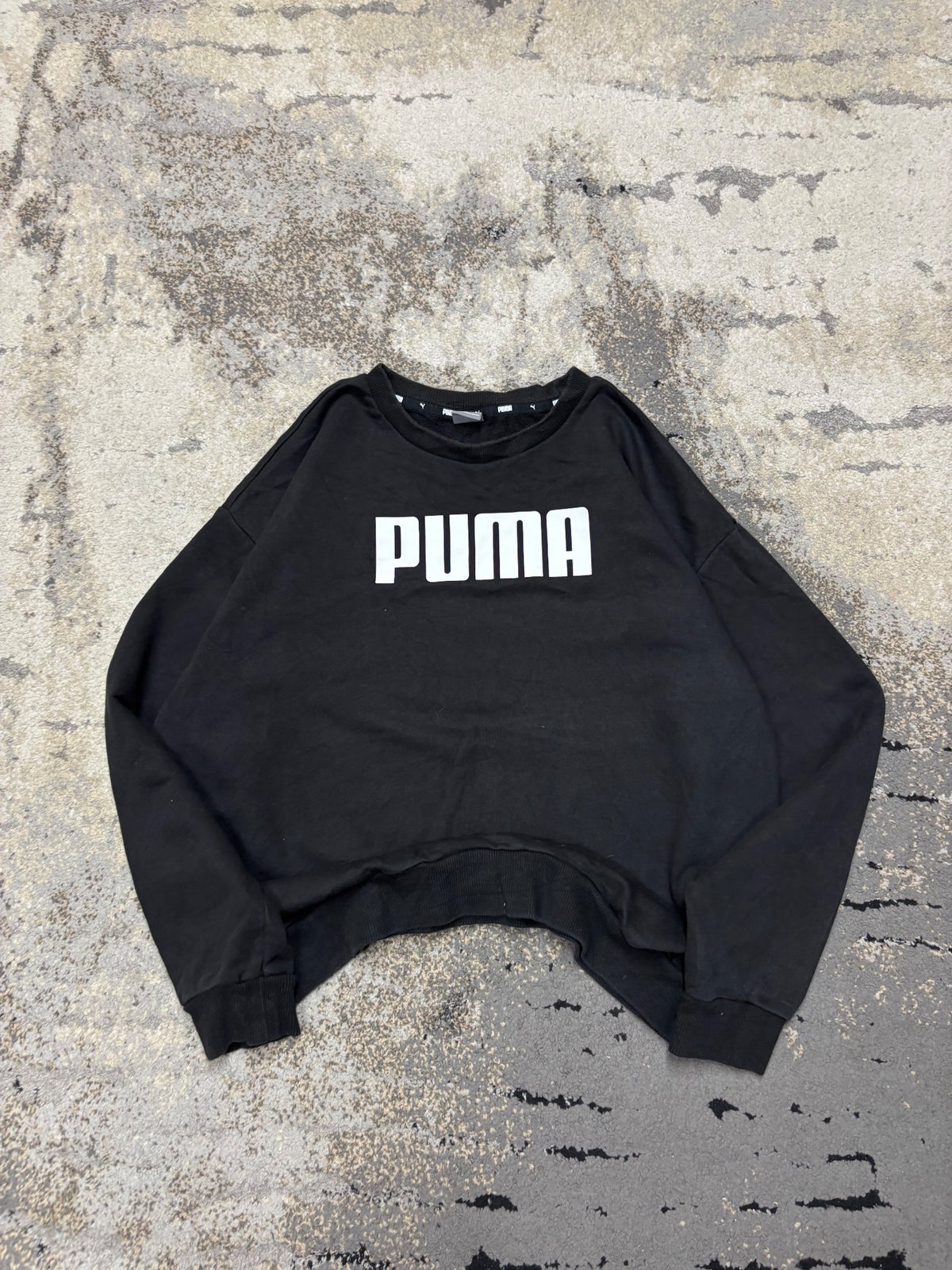 Bluza Puma crevneck, damskie w bardzo dobrym stanie rozmiar L, widok z przodu