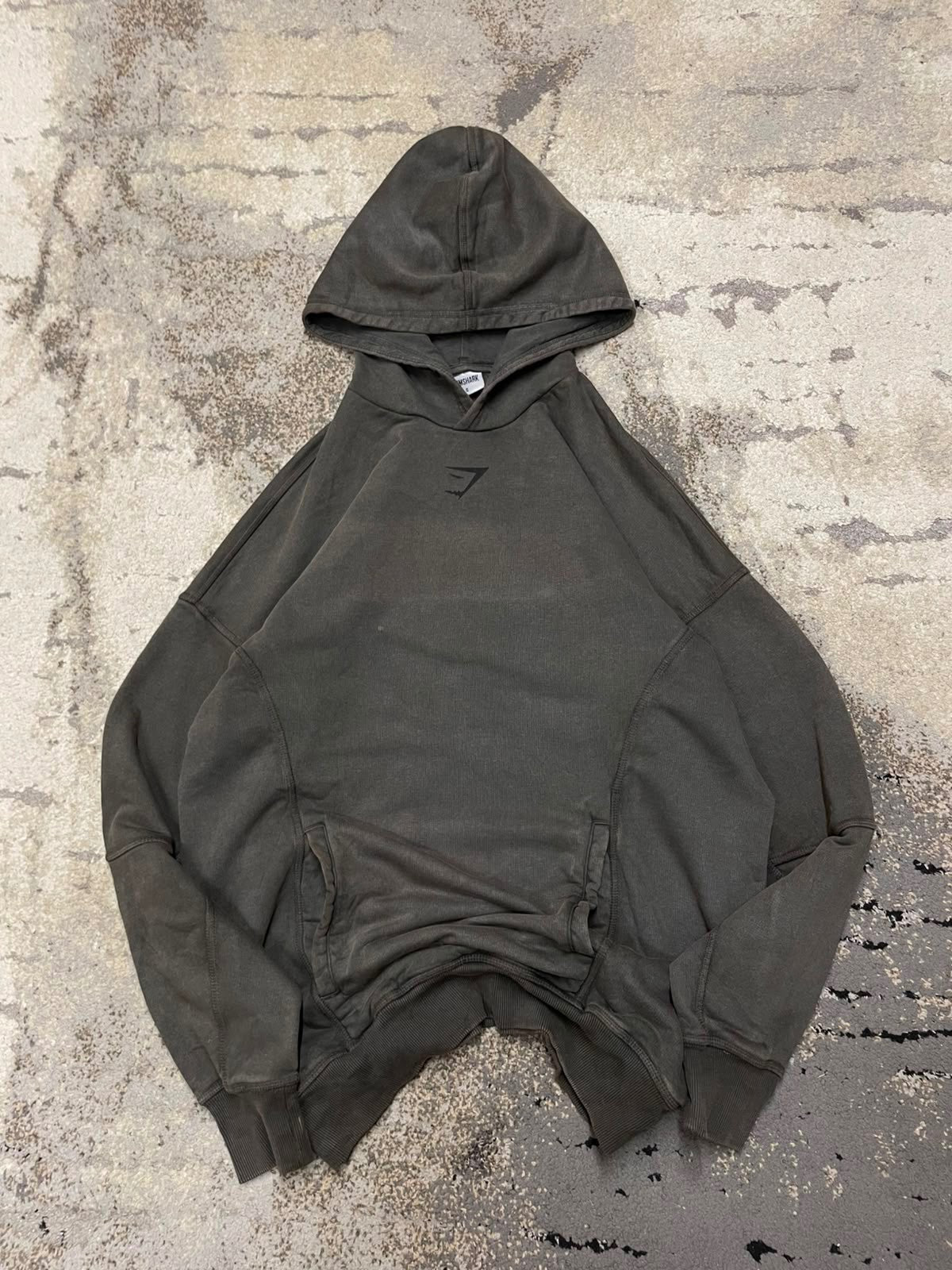Bluza GymShark hoodie, damskie w dobrym stanie rozmiar S, widok z góry