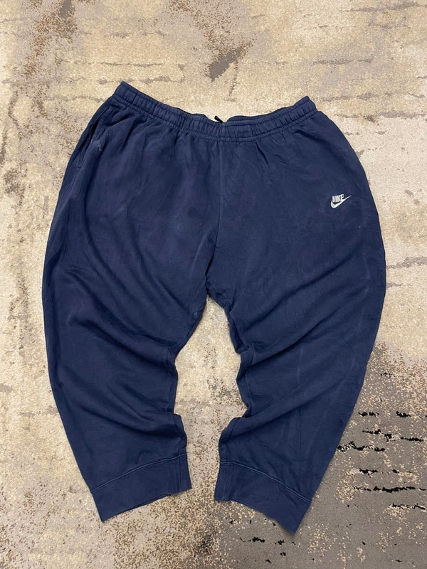 Dresy Nike, męskie w bardzo dobrym stanie rozmiar XXXL, widok z przodu