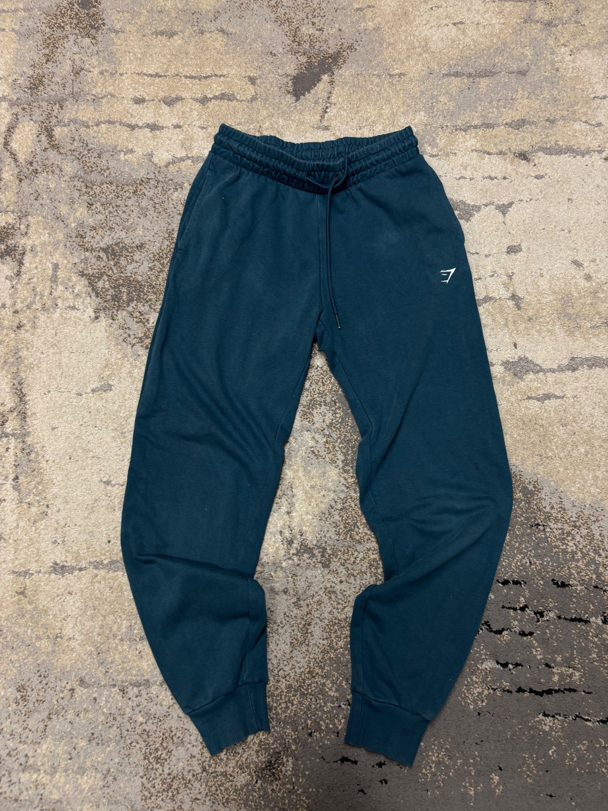 Dresy GymShark, damskie w bardzo dobrym stanie rozmiar XS, detal