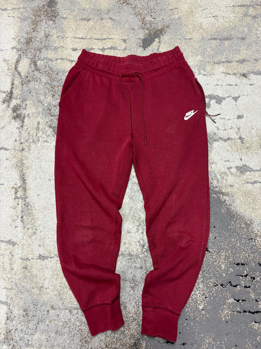 Dresy Nike, męskie w dobrym stanie rozmiar M, widok z przodu
