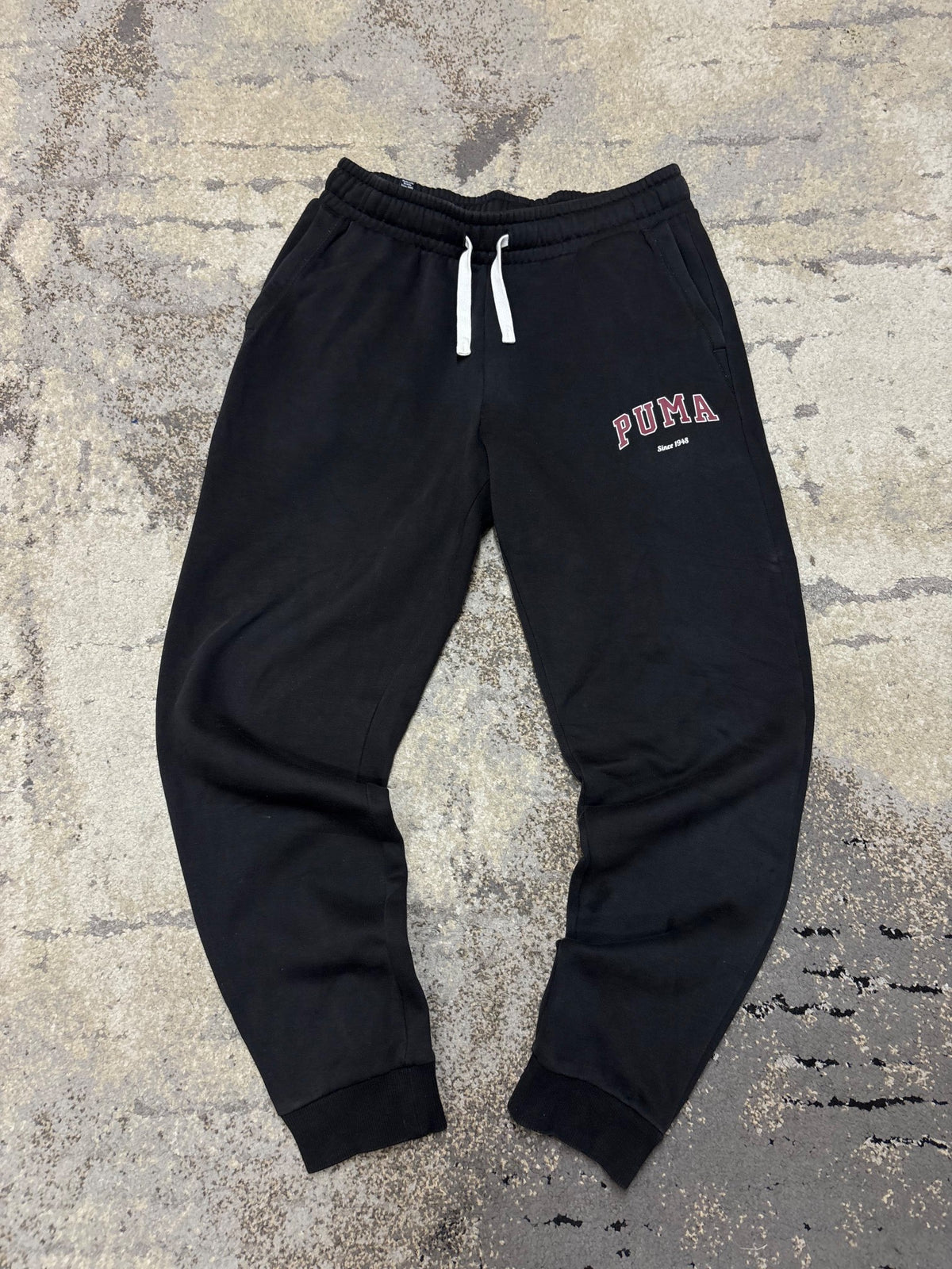 Dresy Puma, damskie w bardzo dobrym stanie rozmiar M, detal